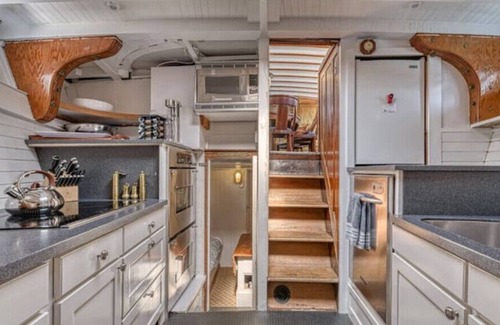 Gig Harbor Boat Rental | 78' Classic Luxury Yacht-best view of Gig Harbornn