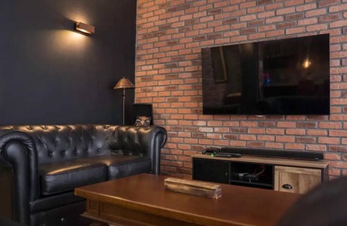 Saint-Priest Apartment | 78 m² Apartment ∙ 2 bedrooms ∙ 5 guests