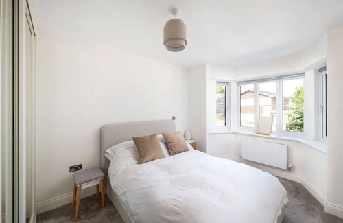 Reigate Apartment | 78 m² Apartment ∙ 2 bedrooms ∙ 5 guests
