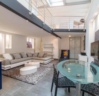 Poincare Apartment | 78 m² Apartment ∙ 2 bedrooms ∙ 6 guests