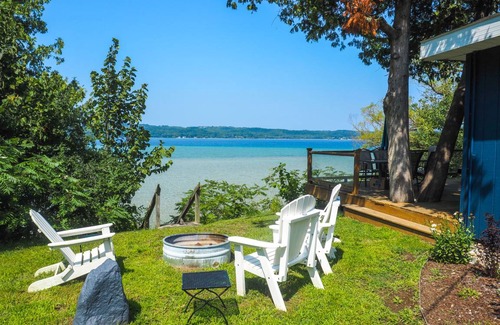 Suttons Bay Cottage | 78 m² Cabin ∙ 2 bedrooms ∙ 4 guests