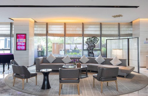 Dinghai Hotel | 78 m² Hotel ∙ 10 guests