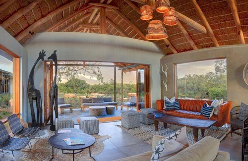 Albertinia Cabin | 78 m² Lodge ∙ 2 bedrooms ∙ 127 guests
