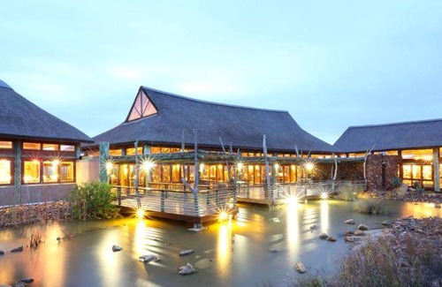 Albertinia Cabin | 78 m² Lodge ∙ 2 bedrooms ∙ 127 guests