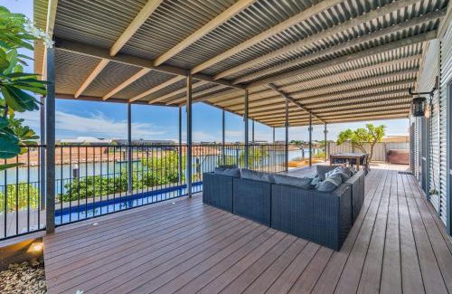 Exmouth House | 78 Madaffari Drive
