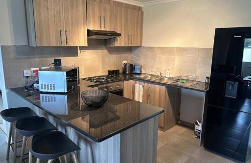 Kraaifontein Apartment | 79 m² Apartment ∙ 2 bedrooms ∙ 3 guests