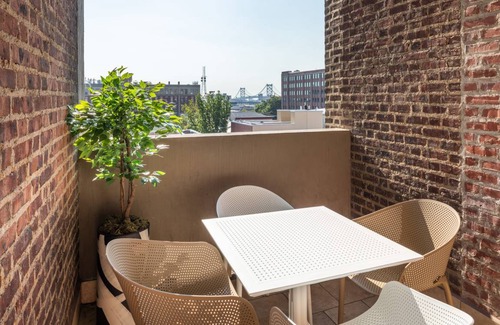 West Poplar Apartment | 79 m² Apartment ∙ 2 bedrooms ∙ 4 guests
