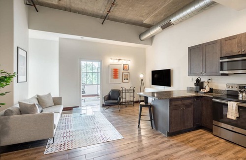 West Poplar Apartment | 79 m² Apartment ∙ 2 bedrooms ∙ 4 guests