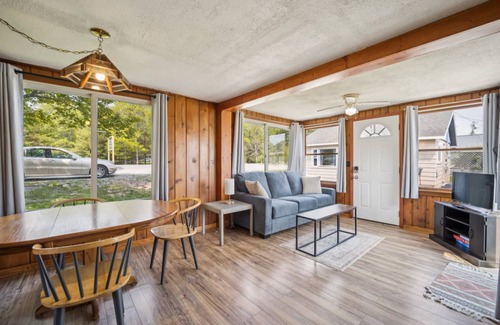 Oscoda Cabin | 79 m² Cabin ∙ 1 bedroom ∙ 3 guests
