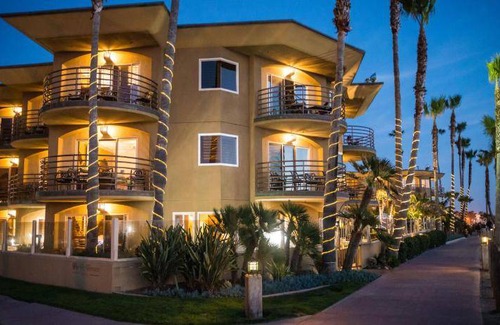 North Pacific Beach Hotel | 79 m² Hotel ∙ 127 guests