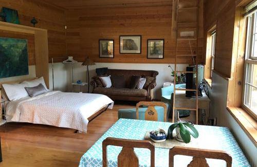 Otter Point House | 79 m² House ∙ 1 bedroom ∙ 6 guests