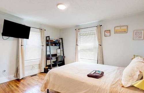 Burlington House | 79 m² House ∙ 2 bedrooms ∙ 4 guests