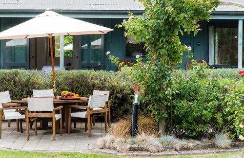 Clive House | 79 m² House ∙ 2 bedrooms ∙ 4 guests