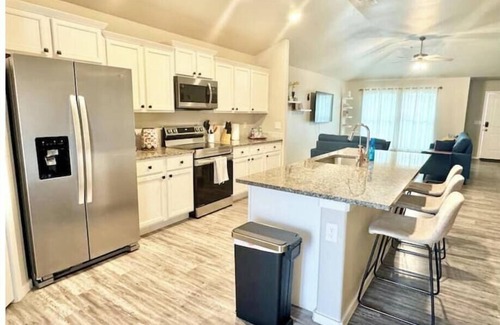 Amarillo House | [7905] New modern, 3 BRD, 2 BA, 2 car garage home.