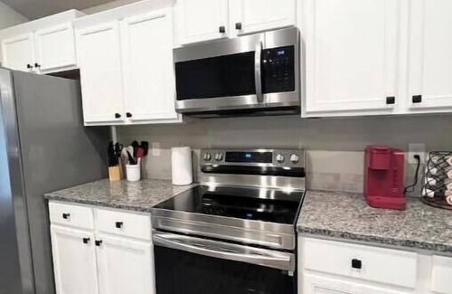Amarillo House | [7905] New modern, 3 BRD, 2 BA, 2 car garage home.