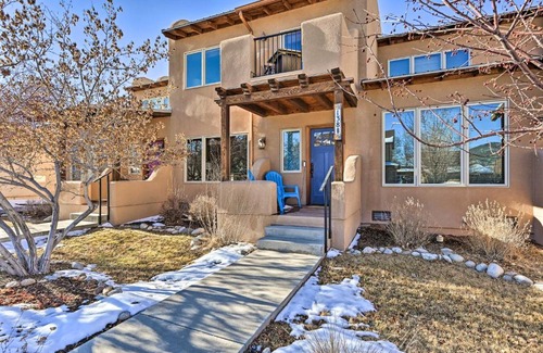 Salida House | 7984 Pet-Friendly Townhome with Grill!