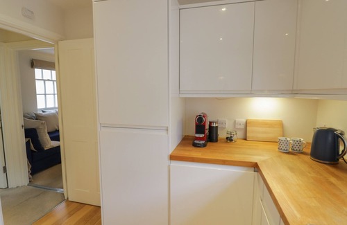 Cheltenham Cottage | 7A LANSDOWN PLACE LANE, romantic in Cheltenham