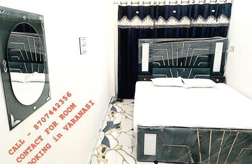 Varanasi House | 7BHK FLATS AC & NON AC ROOMS in KASHI VISHWANATH JYOTIRLING The Sacred Stay APARTMENT