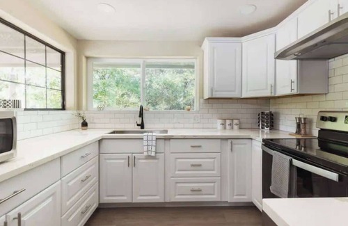 Oakhurst House | 7BR 3Bath in Yosemite & Bass Lake with BBQ & Hot Tub