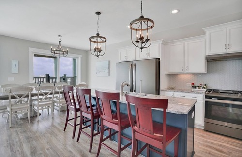 Long Beach House | 7BR/5.5BA - Oceanfront, Elevated Pool, Sleeps 18