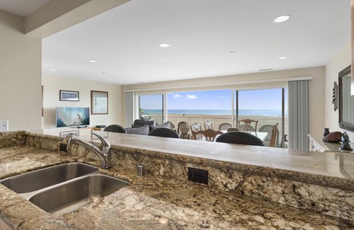 Balboa Peninsula Condo | 7BR Oceanfront Retreat | Coveted Pier-to-Pier Location | Walk to it All