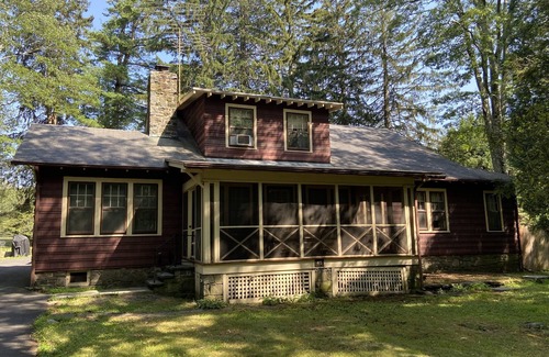 Skytop Cottage | 7BR Pocono home on Skytop property with access to many resort activities/dining
