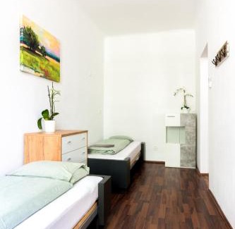 Hundsturm Hostel | 7brunnen Hostel Beds & Rooms