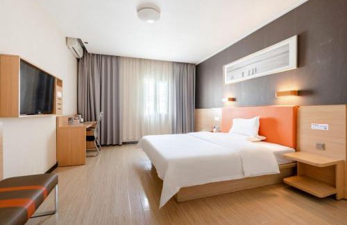 Lianhu Hotel | 7Days Hotel Premium Xi'an Bell Tower Anyuanmen Metro Station