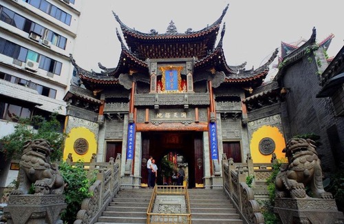 Yuzhong Hotel | 7Days Premium Chongqing Jiefangbei Pedestrian Street Branch
