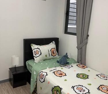 Kuala Lumpur Apartment | 7PAX Kepong DesaPark Publika MontKiara 100Mbps