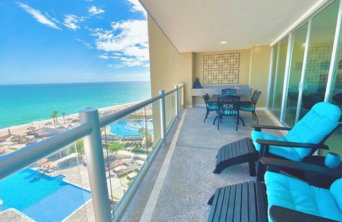 Puerto Penasco Condo | 7th Floor 2-Bedroom Beachfront Condo – Your Luxury Puerto Peñasco Getaway!