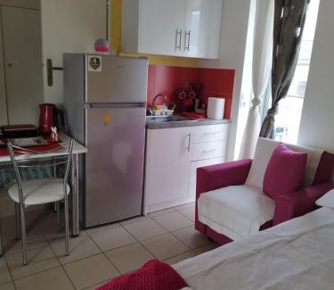 Vyronas Apartment | 7th floor spacious veranda in the heart of Athens