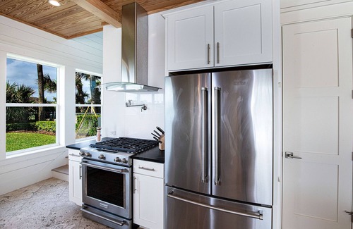 Ponte Vedra Beach House | 8,190sqft estate on 3rdhole of PV Inn & Club across from ocean.