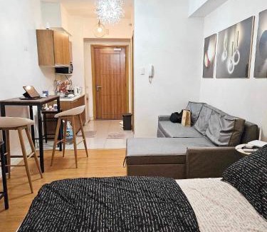 Barangay 670 Apartment | 8 Adriatico Condo near US Embassy