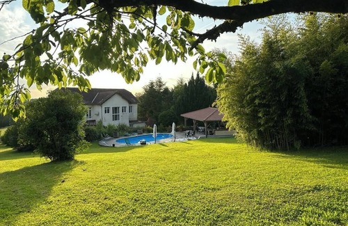 Bussiere-Galant House | 8 bed, stunning pool & outdoor kitchen in village