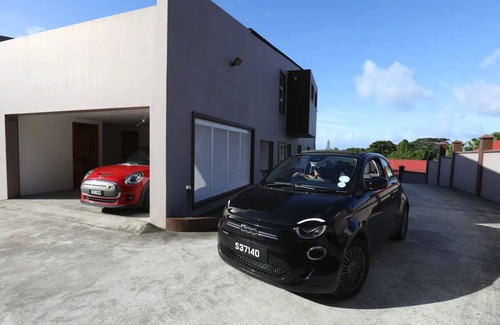 Mahe Island Villa | 8 Bed Villa - 2 Private Pools - CliffHanger Villas