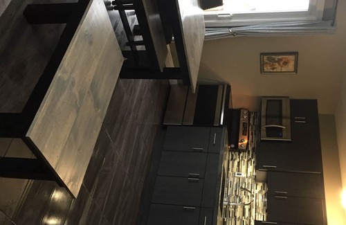 Borden-Carleton House | 8 bedroom beach house