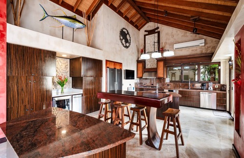 Tamarindo House | 8 Bedroom Private Luxury Estate Overlooking Tamarindo Bay