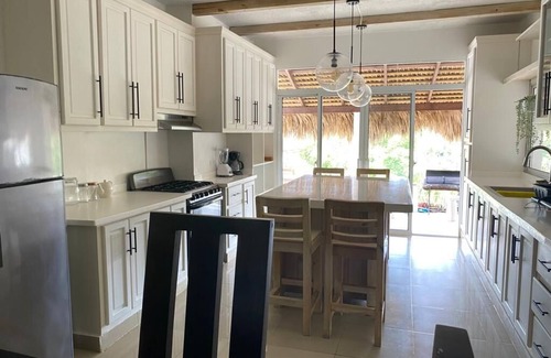 Cabrera Villa | 8 BR Amazing Ocean/Forest Views Family Villa