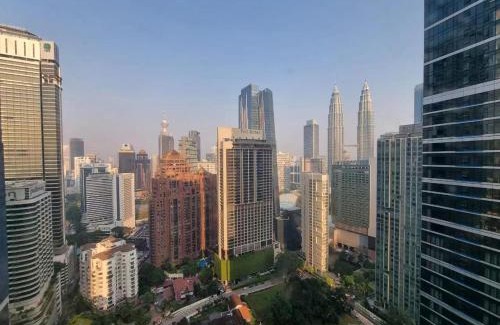 Golden Triangle Apartment | 8 Kia Peng KLCC by WSD