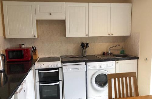 St. Ann's Chapel Ski Chalet | 8 Manorcombe Bungalows