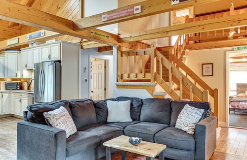 Lyndon House | 8 Mi to Kingdom Trails: Spacious Home w/Game Room