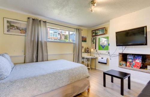 Highland Park Apartment | 8 Mi to Pike Place Market Unit Near Bus and Park