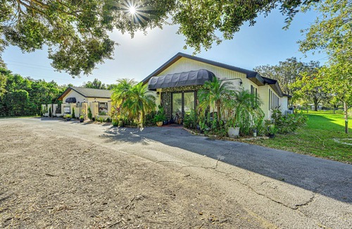 Keystone House | 8 Mi to Tarpon Springs Sponge Docks: Home w/Grill