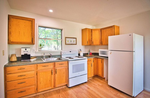 Mason Cabin | 8 Miles N of Mason - cozy cabin getaway for 2 - get out and unplug!