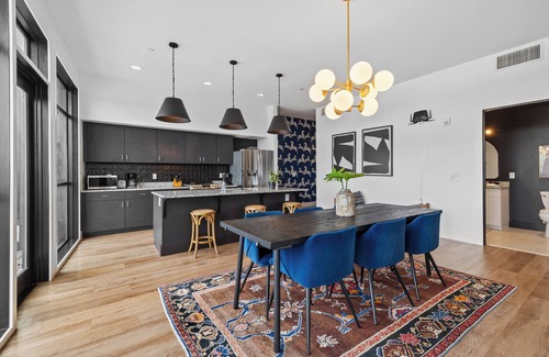Woodland in Waverly Condo | 8 Min to Broadway-Rooftop Patio w City Views-Walkable