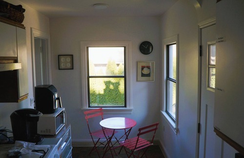Maple Leaf Apartment | 8 minute walk from the light rail station to your front door! No car necessary!