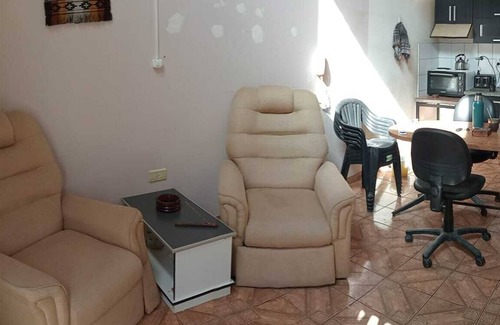 Mendoza City Center Apartment | 8 minutes from airport, bus terminal, park, pets and smokers allowed