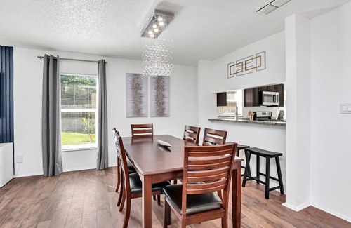 Indian Wells House | 8 minutes from disney parks! Beautiful home with pool heated!