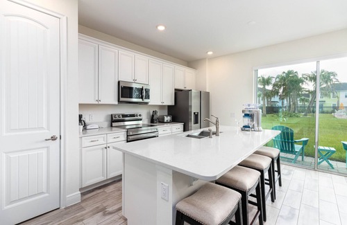 West Kissimmee House | 8 Minutes to Disney! Margaritaville Resort Spacious Family Home in Kissimmee!
